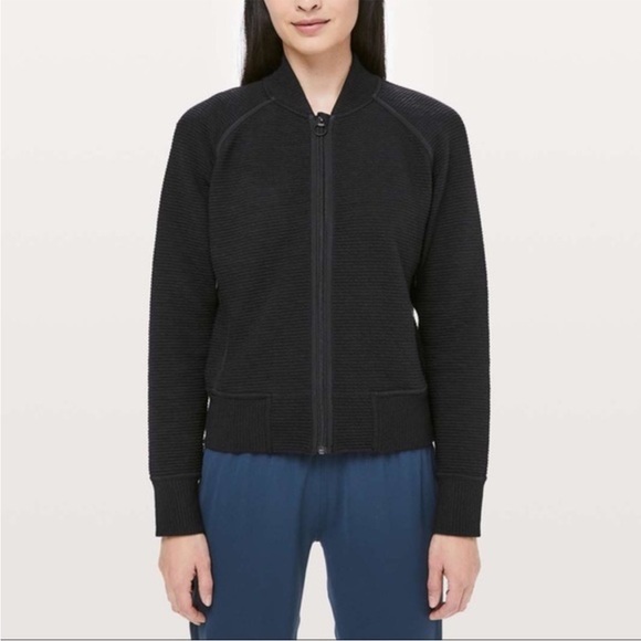 Lululemon Size 6 On Repeat Bomber Black Ribbed - Picture 1 of 13